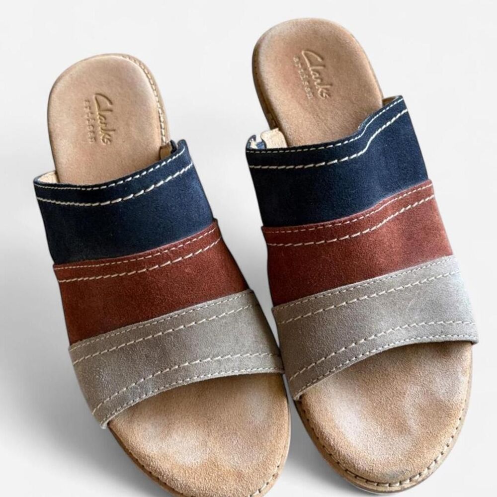 Clarks Women's multi Sandals